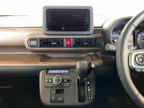 温度を設定すれば、自動で車内の温度管理をしてくれる優れものです♪ATミッションで運転楽々