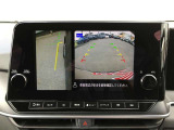 左サイドの死角をモニターに映して安全運転をサポートする便利な【サイドカメラ】が付いています!
