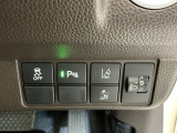 ホンダが推し進める総合先進安全装備のセンシング搭載! 衝突や斜線はみだしなどの危険が予測される時、センサーが警告。ヒューマンエラーを高度先進技術が補完してくれます。