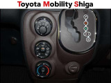 マニュアルエアコン装着車です。お好みのモ-ドに設定して、快適な室内温度をお楽しみ下さい。