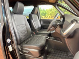 運転席シート廻りは使用感も少なく、良好な状態となっています。丁寧に使われていたことがよくわかりますね。
