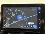ディスプレイオーディオを装備。スマホとクルマをつなぐことで、これまでのナビに加えて、いろんなサービスが楽しめます。