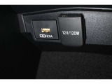 USB端子ソケット装備!アクセサリーDC12Vソケット装備!