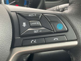 プロパイロット搭載。高速道路でドライバーに代わってアクセル、ブレーキ、ステアリングを自動制御します。