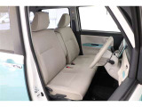 ■車内クリーニング■専門スタッフが見えないところまで徹底洗浄!車内のニオイもリフレッシュ!目に見えないところまで美しくがモットーです。だから、当店の中古車は内装にも自信があります!