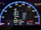 隣車線を走る車両をレーダーで検知し、ドアミラーでは確認しにくい後側方エリアに存在する車両に加え、急接近してくる車両も検知します。車両を検知するとドアミラーに搭載されたLEDインジケーターが点灯します。