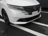 LEDヘッドライトです。夜道でも明るいですよ。