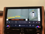 安全機能のバックモニター&全周囲モニターも装備です。