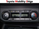 お好み温度に設定すると自動で調整してくれるオ-トエアコン装着車です。
