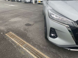 LEDヘッドライトで夜間時の走行も明るく見やすいです