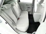 ゆとりある広々とした車内空間は、ドライブを始め買い物やレジャーなど、幅広く活躍します。一人でもみんなとでもお出かけを楽しみましょう!