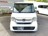 お客様に安全で快適なカーライフをお送りいただくために、中古車にも高いレベルの品質基準を設け、その基準に従って、全ての中古車について納車前整備を実施しています。