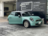 7速DCT(ダブル・クラッチ・とランスミッション)を搭載。スムーズな加速をお楽しみください。