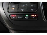 シートヒーター装備車両♪♪寒い冬はもちろん♪肌寒い春先・秋口まで活躍してくれるあると嬉しい装備です♪♪
