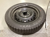当社にてデモ走行時に装着していたワンシーズン使用の中古スタットレスタイヤ+ホイール4本セットを用意致しました。(2025年製、タイヤ+ホイールは現状渡し、保証対象外です)