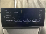 i-DM(インテリジェント・ドライブ・マスター)は運転操作の無駄を抑えたスムーズな運転をサポートし、快適なドライブや燃料消費を抑える事にも役立つアイテムです。