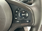 【アダプティブ・クルーズ・コントロール】予め設定した車速内でクルマが自動的に加減速。 前走車との適切な車間距離を維持しながら追従走行し、高速道路でのドライバーの疲労を軽減してくれる嬉しい機能付♪