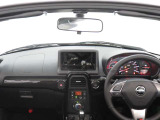 現車はオーディオが付いていない状態です。お客様のライフスタイルに合わせて、ナビゲーションやディスプレイオーディオなどのご提案をさせていただきます。お気軽にご相談くださいね。