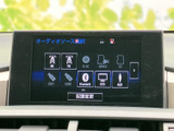 お気に入りの音楽をクリアな音質で楽しめます。様々なソースに対応し、ドライブをより一層盛り上げてくれます。