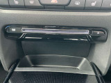 CD/DVDプレーヤー付きです。CDは録音機能がございます。