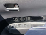 運転席窓操作部
