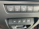 運転席右側に各種安全装備の切替スイッチがございます!!詳しくはスタッフまで。