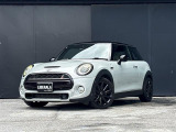 ◆LIBERALAは、輸入車選びの新たなスタイルを提案するインポート・セレクト・ブランドです。オーナー様となる方がクルマから直接感じる感性を第一にした、最良の一台との出会いをコーディネートいたします。