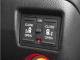 ◆両側電動スライドドア◆狭い駐車場でも乗り降りが楽々♪お子様が隣の車にドアを当ててしまう心配もございません!小さなお子様連れの方もこれで安心。