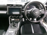 86の運転席まわりです。