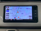 純正メモリーナビを装備。タッチパネル式で使いやすく、お出かけもラクラクです。 NSZN-W70D