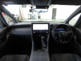 今お乗りの車から乗換えのお客様はもちろん、売却のみを検討されている方も、まずは当社までご相談下さい。