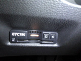 ETC付。高速道路の料金所はキャッシュレスで通過です。サービスエリア等にあるスマートインターの出入りも利用可能でとっても便利。ご納車後すぐにお使い頂けるようセットアップしてのお渡しとなります。