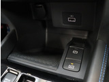 リバーサイドのお車は全社試乗可能で御座います。お客様がご納得頂ける『1台』が見つかるまでお手伝いをさせて頂きます。