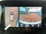 メーカーオプションの9インチナビです。スマートフォン連携やBluetooth対応にも対応しています。