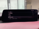 Bluetoothに接続することで、スマートフォンに入っている音楽アプリを車内で楽しめたり、通話が出来ます♪
