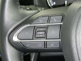 ステアリングスイッチ装備!運転しながら手元でオーディオの操作などができます。