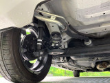 お車を安心してお乗りいただく為には、足回りの定期点検が欠かせません。サービスサポート(有償保証)では無料点検もご提供しており、安心のカーライフをお過ごしいただけるサポート体制が整っています。