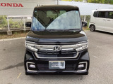 お客様に安全で快適なカーライフをお送りいただくために、中古車にも高いレベルの品質基準を設け、その基準に従って、全ての中古車について納車前整備を実施しています。