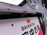 愛知ダイハツのお店にある、たくさんのスマアシ搭載車は、正常に作動する事をしっかり確認してます。