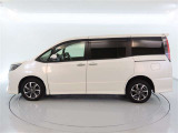 ロングラン保証付き。トヨタのお店で中古車をお買い上げいただいたお客様に安心で快適なカーライフをお約束する。1年間の保証です。
