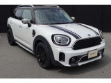 MINI正規販売店のお車は、全てのお車にMINI認定中古車保証書が発行されます。保障約款もございますので保障内容が明確でございます。お客様にご安心してお乗り頂けますよう、全力でお客様をサポート致します。