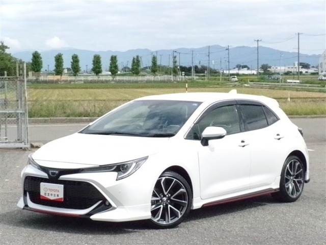 トヨタ カローラスポーツ 