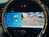 ●バックカメラ:便利な【バックカメラ】で安全確認もできます。駐車が苦手な方にもオススメな便利機能です。