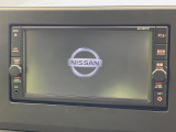 【純正ナビ】人気の純正ナビを装備しております。ナビの使いやすさはもちろん、オーディオ機能も充実!キャンプや旅行はもちろん、通勤や買い物など普段のドライブも楽しくなるはず♪