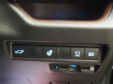運転席から各種操作が可能となっております。