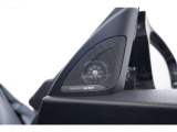 harman/kardon HiFiサウンドシステムで官能的なエキゾーストだけでなく上質な音質体験が可能です。