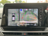 【アラウンドビューモニター】ー空から見下ろしているかのような映像で駐車をアシスト!これでバック駐車も安心ですね♪♪