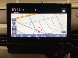 ナビゲーションはフルセグTV、インターナビ対応のGathers純正メモリーナビを搭載しています。Bluetoothオーディオ機能がありますので、スマートフォンなどの音楽も再生できます。
