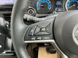 ステアリングスイッチです。ナビのオーディオコントロールが手元で行えます