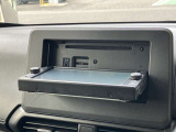 ◆CD再生・メモリーカード再生などが使用できます。
